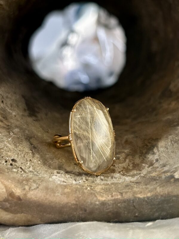 Bague ovale longue
