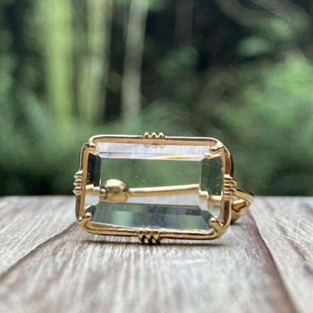 Bague sertie rectangulaire moyenne