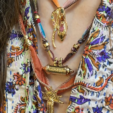 Collier fil Sari Serpent