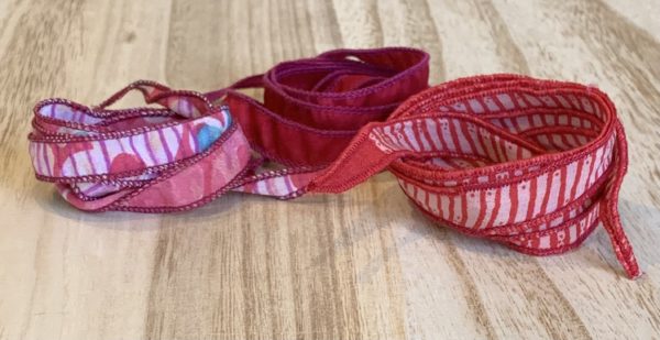 Collier Fil Sari Fibule – Image 4