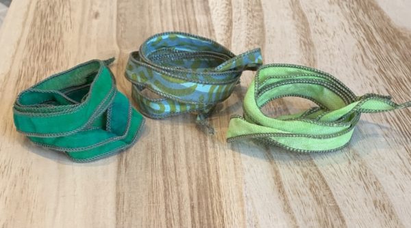 Collier Fil Sari Fibule – Image 3