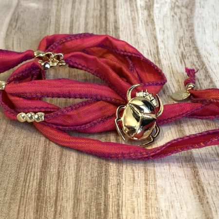 Collier Sari Scarabée ou Eléphant