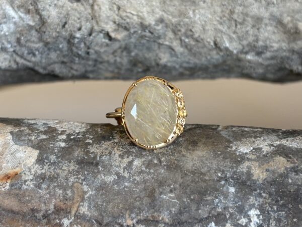 Bague pierre et zircons