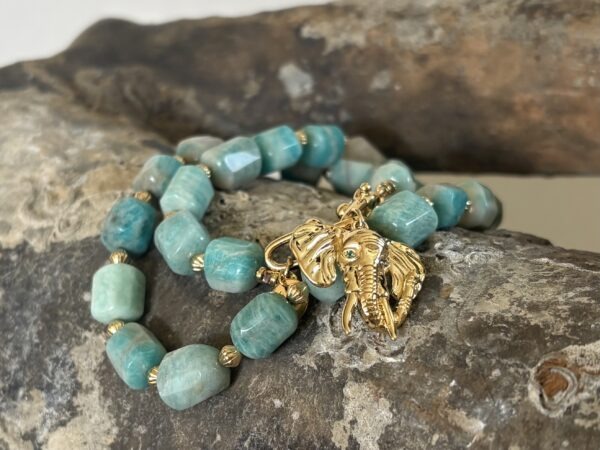 Collier pierre Amazonite et pendentif éléphant (pièce unique)