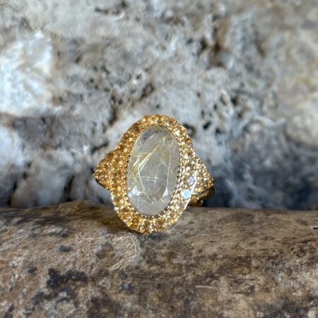 Bague Ovale longue pavée